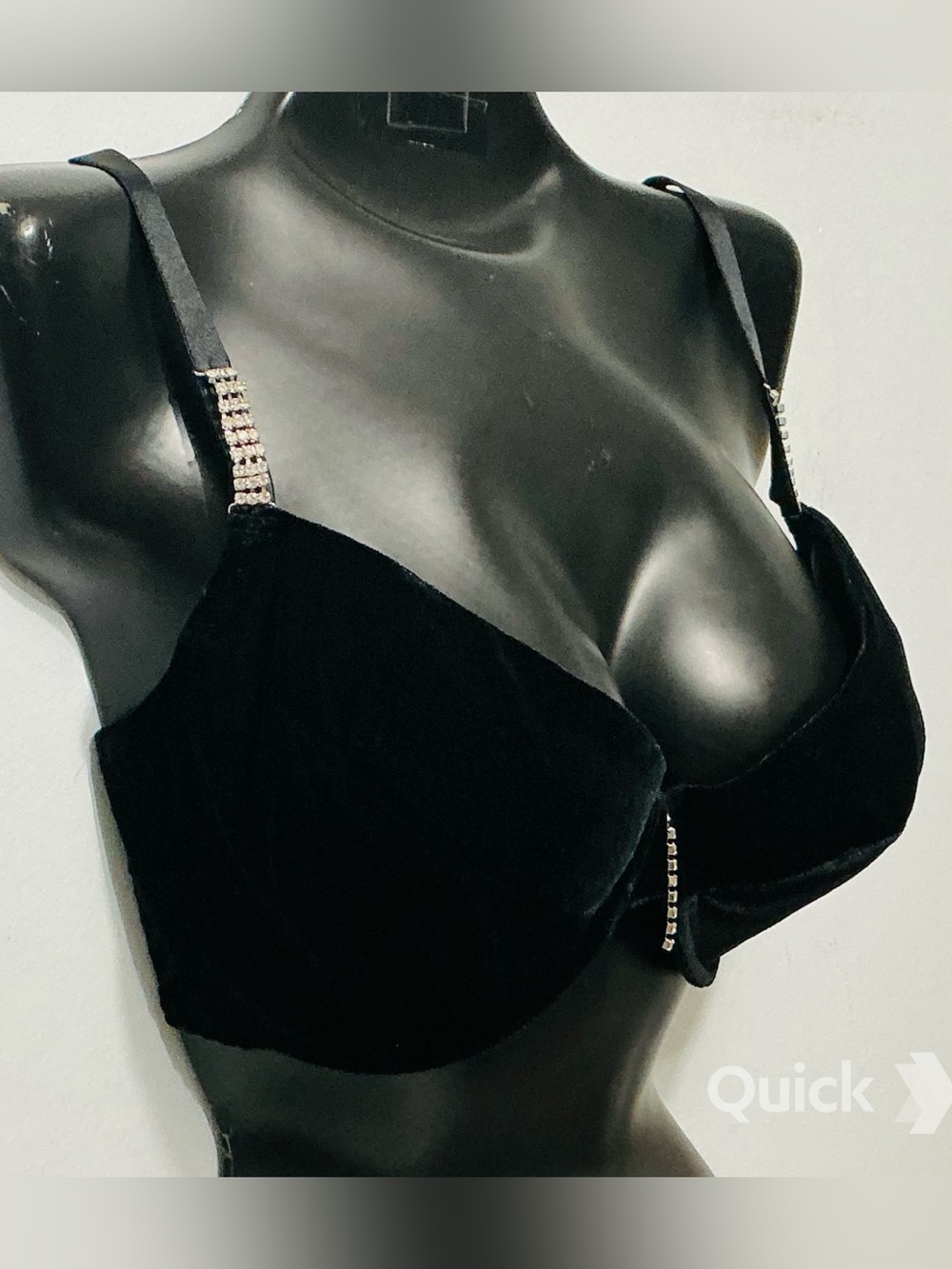 NWT Ann Summers Plunge Velvet Bra